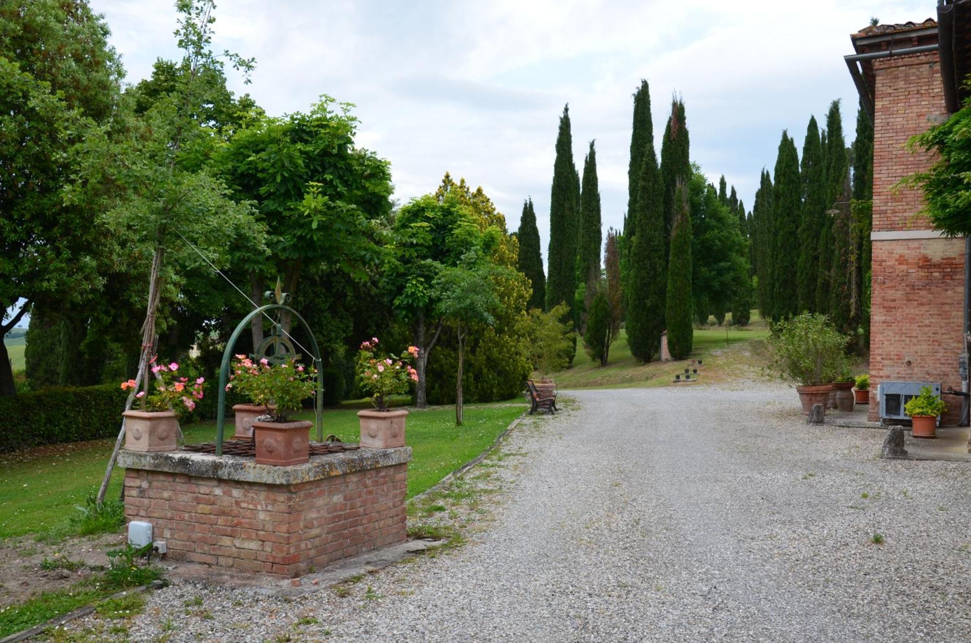 Agriturismo Sant'Alfredo Monteroni dʼArbia Exterior foto