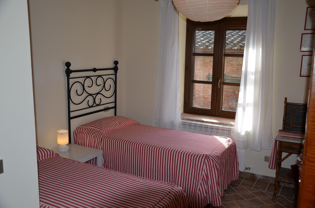 Agriturismo Sant'Alfredo Monteroni dʼArbia Exterior foto
